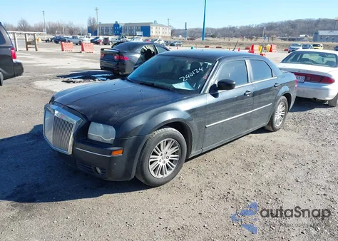 2008 Chrysler 300 Touring from USA, damaged, VIN 2C3KA53G98H244124